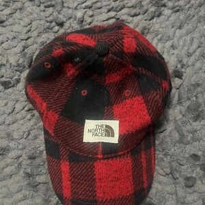 The North Face Men’s Red Plaid Cap